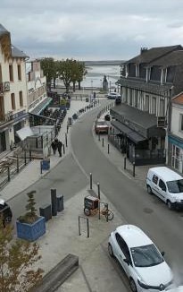 Le Crotoy Apartment | Le Crotoy appt 15 place jeanne d Arc bat le Picardy