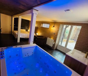 La Celle-sous-Gouzon Apartment | Le Cupidon & Spa