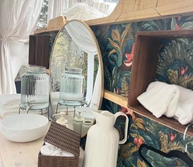 Prouilly Other | Le Dôme du Lac