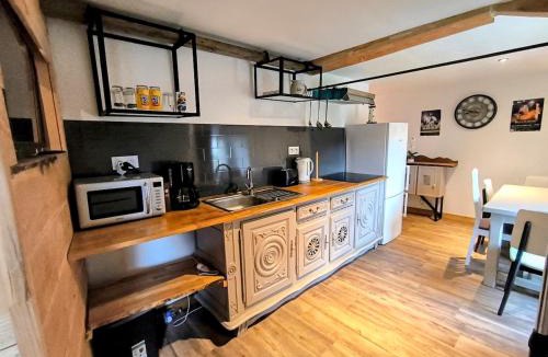Cerizay Apartment | Le Dahlia - Jardin de Marie