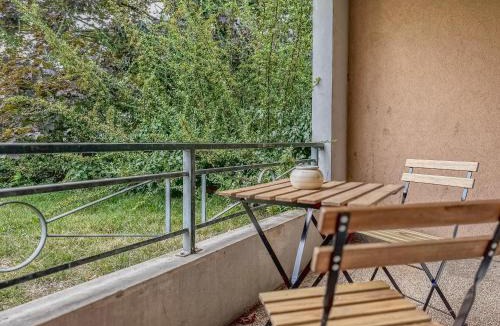 Quartier Exposition-Bajatiere Apartment | Le Davin - Parc Paul Mistral - Stade des Alpes