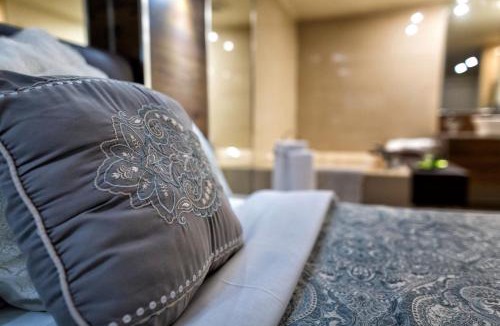 Trois-Rivieres Hotel | Le Deauville Motel