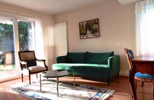 Saint-Sulpice Apartment | Le Debarcadere