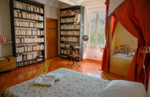 Trets Bed & Breakfast | LE DEFFEND VIEUX