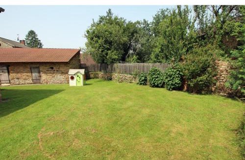 Saint-Martin-Terressus House | Le deserteur