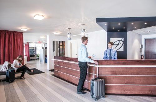 Rouyn-Noranda Hotel | Le Deville par G5