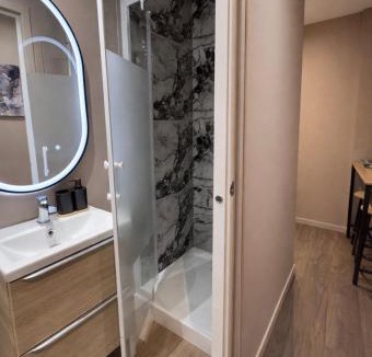 Saint-Quentin-en-Yvelines Apartment | Le Diamant Appartement cosy pour 2 personnes
