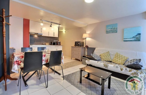 Saint-Pere House | Le Doris - Saint-pere-marc-en-poulet