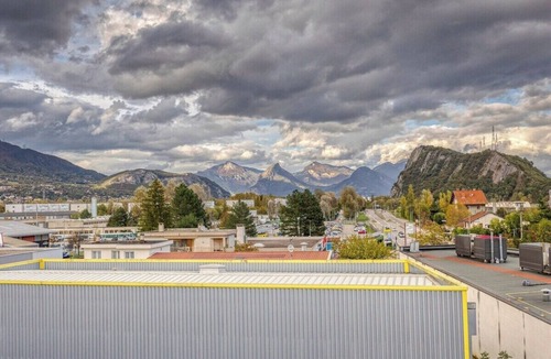 Varces-Allieres-et-Risset Apartment | Le Donjon Bleu | Quiet/Mountain view