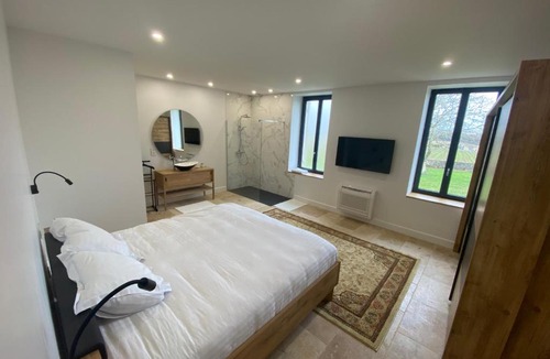 Saint-Quentin-de-Caplong House | Le domaine Reine Sully