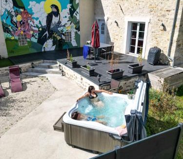 Coulonges-Cohan House | Le Domaine d'Ailleurs