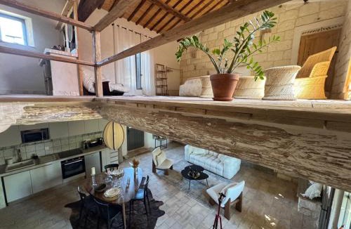 Gallician House | LE DOMAINE D AMBRE La maison des Ecuries