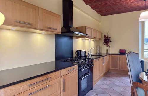 Ury Villa | le Domaine d'Okoumé - Four Bedroom Villa, Sleeps 8