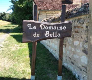 Dange-Saint-Romain Bed & Breakfast | Le Domaine de Bella