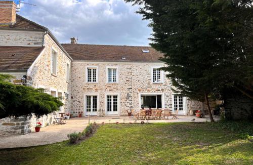 Chatillon-la-Borde House | Le domaine de Brie