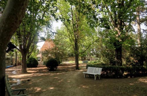 Ouveillan Bed & Breakfast | Le Domaine de Fraissinet