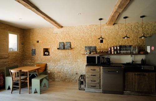 Le Fresne-Camilly Bed & Breakfast | Le Domaine de L'hostellerie