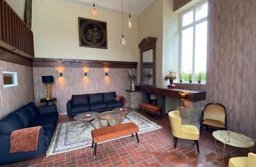 Saint-Planchers Villa | Le Domaine de Lalie, cottage Swimming pool, tennis, games room 20 Pers