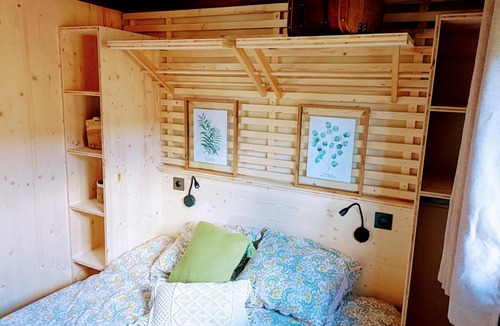 Bioussac Cabin | LE DOMAINE DE LA RICHE