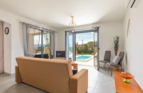 Lozari Villa | Le Domaine De Marie