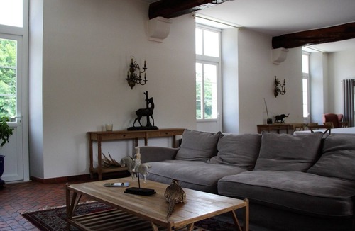 Fresneaux-Montchevreuil House | Le Domaine de Montchevreuil