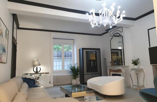 Carignan-de-Bordeaux House | Le Domaine de Peyvideau