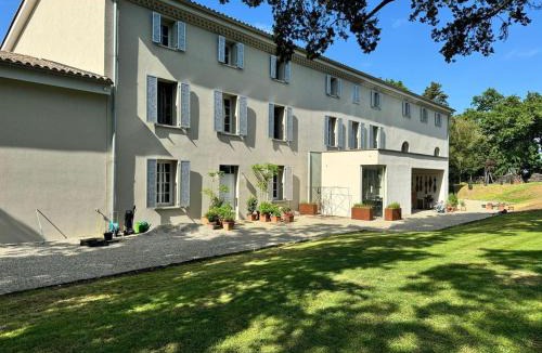 Lasbordes Bed & Breakfast | Le domaine de rigou