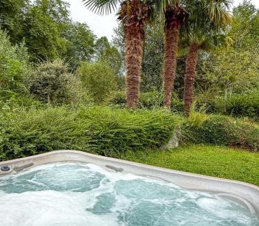 Lourdes House | Le Domaine de Rose