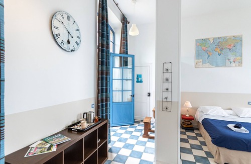 Bouffere House | Le Domaine des Écoliers