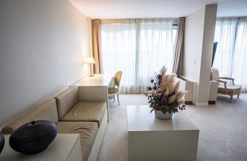 Pouligny-Notre-Dame Hotel | Le Domaine des Dryades