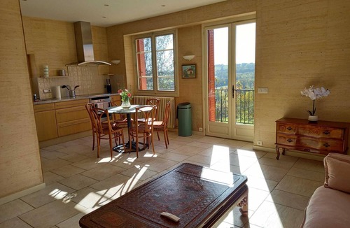 Allassac House | Le Domaine des Vignes Blanches