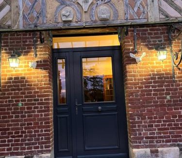 Beuzeville Bed & Breakfast | Le Domaine des Volets bleus