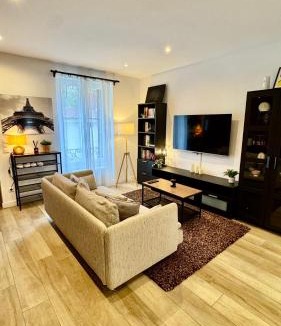 Avon Apartment | Le Domaine Des Yèbles - Appartement Calme et élégant