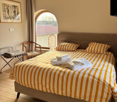 Romans Bed & Breakfast | Le Domaine du Pin