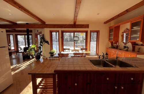 Sainte-Melanie Cottage | Le Domek a soothing nature