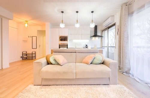 Cannes Apartment | Le Doré