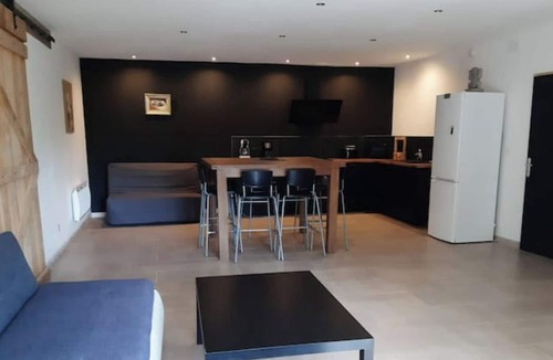Saint-Andre-d'Olerargues Apartment | Le dortoir 8 sur cèze