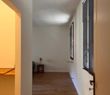 Le Dorat House | Le Dorat Bright & Quiet
