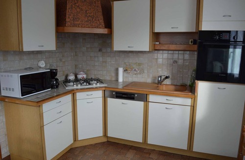 Cresserons House | Le Dortoir, Maison Familiale - Jardin - 5km mer