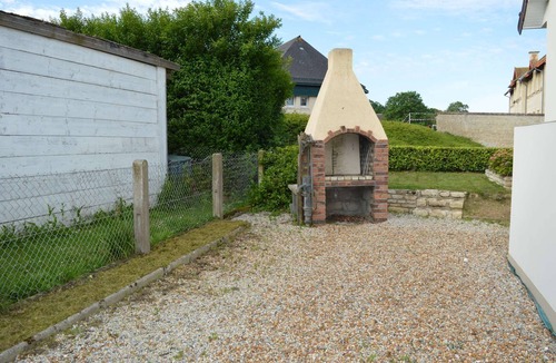 Cresserons House | Le Dortoir, Maison Familiale - Jardin - 5km mer