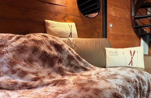 Ax-les-Thermes Apartment | Le Douillet des Pyrénées, Luxury Chalet Home
