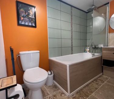 Exideuil House | Le Douillet - The Snug-Couples Retreat