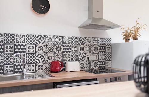 Castelnau-de-Montmiral Apartment | Le Duplex du Castel haut - Escapade Tarnaise