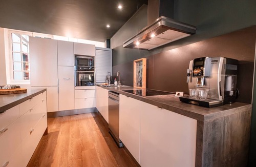 Montauban Apartment | Le Duplex - Air con - Parking - WiFi