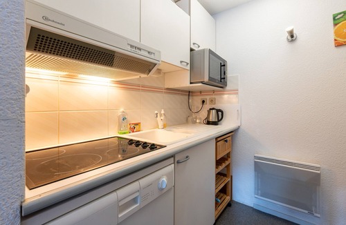 Saint-Lary-Soulan Apartment | Le Duplex des Neiges – Saint-Lary: Duplex lumineux avec vue montagne, proche centre