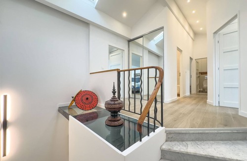 California - Pezou Apartment | Le Duplex