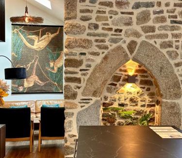 Combourg Apartment | LE DUPLEX Gîte charmant au pied du Château