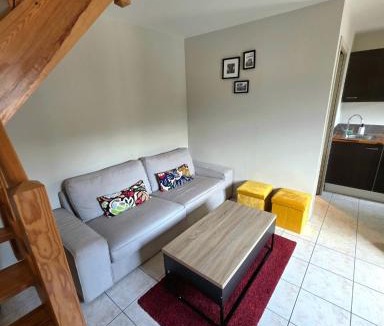 Lons Apartment | Le duplex - studio - climatisé