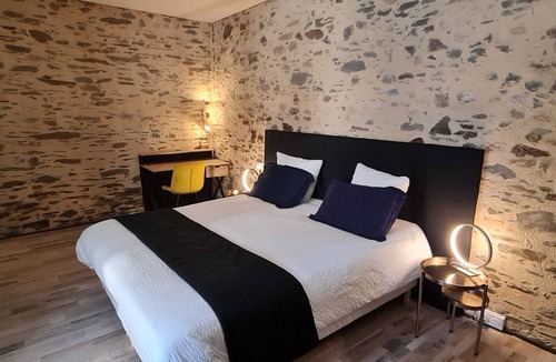 Saint-Georges-de-Montaigu Bed & Breakfast | Le Durivum