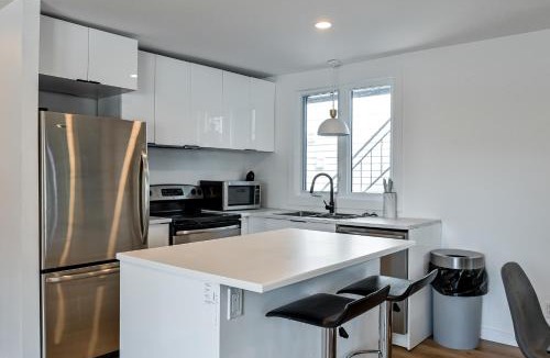 Trois-Rivieres House | Le Eleven 55 - Billard - 5 lits
